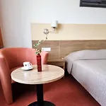 Info Hotel 3*