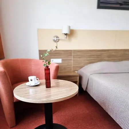 Info Hotel 3*