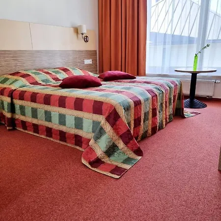 Hotel Info 3*