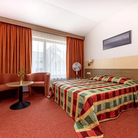 Hotel Info 3*