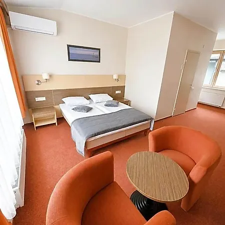 Info Hotel 3*