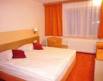 Info Hotel 3*